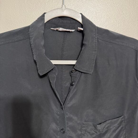 Athleta Washable Silk Black Button Up Shirt Tunic Size Small - Picture 4 of 9